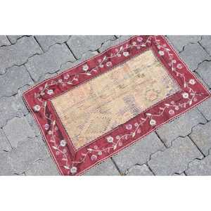 Turkish Vintage Small Rug 1.4x2.4 ft, <b>Red</b> Abstract Rug <b>Wool</b> - Product Image 3
