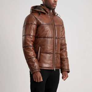 Chaqueta acolchada de cuero con estilo para hombre, prendas de vestir exteriores con aislamiento cálido, textura suave, diseño cómodo acolchado a la moda - Product Image 4