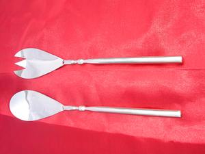 Hot Vantage Juego de servidores de ensalada de acero inoxidable Juego de cucharas de acero inoxidable Juego de servidores de ensalada de diseño simple niquelado pulido brillante - Product Image 3