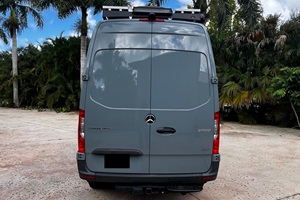 Mercedes-Benz Sprinter 2500 4x4 2022, Gasolina, Bajo Kilometraje - Product Image 2