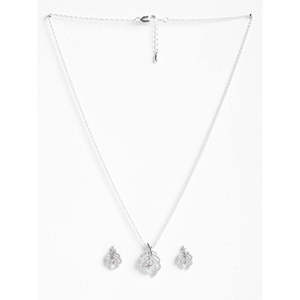 Ensemble de boucles d'oreilles et de collier CLARA en argent sterling 925 avec pendentif Nusa pour mariages et occasions spéciales - Product Image 3