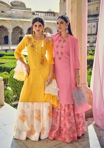 Kurta de Algodón Suave con Falda, con Bordado Intenso, Trabajo de Lentejuelas, Estampado Digital, Trabajo Manual con Espejo y Mangas Largas - Product Image 4