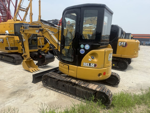 ซื้อรถขุดขนาดเล็ก Cat 303.5 รุ่นนี้ที่ใช้งานน้อย พร้อมห้องโดยสารแบบปิด รางยาง และอุปกรณ์เสริมแบบไฮดรอลิกทัมบ์ - Product Image 3