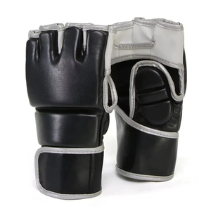 Gants de MMA en cuir véritable personnalisables en gros pour l'entraînement aux arts martiaux et le sparring Muay Thai Fighting Gear - Product Image 3