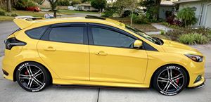 FORD FOCUS ST d'occasion 2018, conduite à gauche/droite - Product Image 2