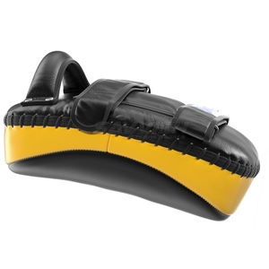 Vêtements de boxe très vendus, protège-tibias thaïlandais sur mesure, protège-tibias thaïlandais en cuir durable, protège-tibias thaïlandais professionnels pour l'entraînement - Product Image 4