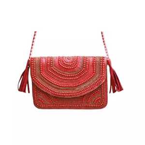 Pochette à Broderie de Designer Unique avec Travail de Pierre Imitation Perle Vintage Papillon Solide Ensemble Complet Chaîne à Maillons Sac à Breloques - Product Image 6