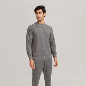 Ensemble de survêtement pour homme en blanc uni à personnaliser avec logo, été, deux pièces, survêtement pour homme de qualité supérieure - Product Image 4