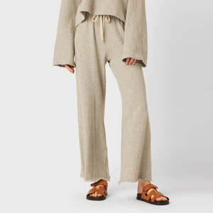 ชุดวอร์มผ้าเนื้อนุ่มสบายสำหรับทุกวัน พร้อมตัวเลือกโลโก้แบบกำหนดเอง เหมาะสำหรับไลฟ์สไตล์แอคทีฟ ชุดลำลอง และการฝึกซ้อม - Product Image 3