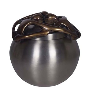 Urne pour animaux de compagnie en laiton décor moderne urne de crémation pour animaux de compagnie gravée image en métal finition urne pour animaux de compagnie urne de crémation - Product Image 3