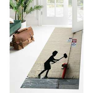 Tapis imprimé : Design moderne Banksy Boy With Hammer pour une utilisation en extérieur et en intérieur, tapis doux non tissé - Product Image 4