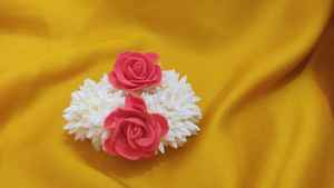 Banda de mano de Rosa Artificial para mujer, banda de muñeca para Indio y paquistaní, Sangeet Haldi y boda, cabello de jazmín de plástico, Gajra - Product Image 5