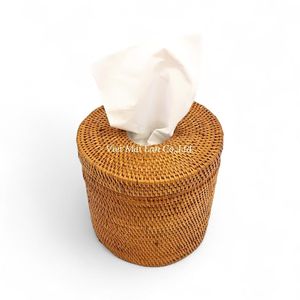 Boîte à mouchoirs en rotin de style bohème durable, fabriquée à la main à partir de matériaux naturels pour la salle de bain et la table à manger, Vietnam - Product Image 1