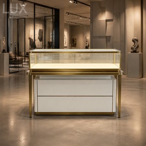 Vitrine de présentation de bijoux en verre robuste sur mesure LUX, comptoir de présentation, vitrine de luxe pour bijoux - Product Image 1