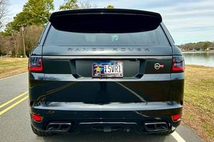 Range Rover Sport SVR propre, modèle 2020 - Product Image 4
