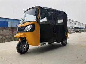 Bajaj Re 250cc, Mototaxi de 3 Ruedas a Gasolina, Triciclo de Carrocería Abierta con Cubierta de Lona - Product Image 2