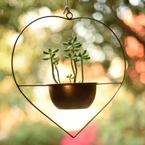 Maceta Colgante de Metal Dorado en Forma de Corazón, Clásica, al por Mayor, Decoración de Ventanas para Exteriores, Maceta para Plantas y Flores, Jardín, Hogar, Patio, Hecho en India - Product Image 6