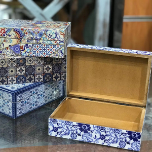 Boîte de rangement en bois pliable fabriquée à la main avec organisateur élégant de carreaux de céramique colorés pour des photos d'anneaux ou des souvenirs spéciaux - Product Image 1