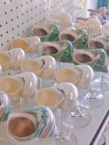 Elegantes diseños de copas de vino de conchas marinas para decoración de bodas, ajustes de mesa y fines especiales de decoración de celebraciones - Product Image 2