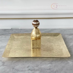 Plateau décoratif de luxe en métal artisanal pour la décoration intérieure |   Couleurs et thèmes personnalisables pour le salon et la salle à manger - Product Image 3