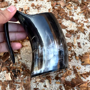 MEJOR CUERNO MUG VIKING BEBER BEER JOG TALLADO BEBER HORNO Taza de vino de búfalo natural en precio al por mayor para Navidad - Product Image 1