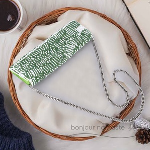 กระเป๋าคลัทช์ทรงยาวของผู้หญิงทำด้วยมือแรงบันดาลใจจากธรรมชาติ | 100% งานฝีมือด้วยลูกปัดแก้วปักด้วยมือช่างฝีมือ - Product Image 4