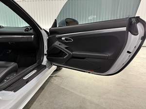 2023 718 Cayman GTS 4.0 394-hp Flat-6, Paquete Premium, Gris Metálico Hielo, Sin Modificar - Product Image 5