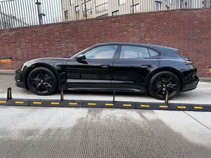 NEAT 2022, Taycan 4S Sport Turismo I, ไมล์น้อย เกียร์อัตโนมัติ หลังคาพาโนรามา ไฟ LED ไฟเดย์ไลท์ LED - Product Image 3