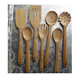 El grano de la grandeza: cucharas de madera en forma perfecta "" esculpidas por la naturaleza: la gracia inigualable de las cucharas de madera para Vietnam - Product Image 5