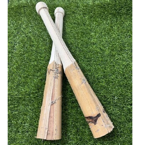 Mango de bate de críquet de madera Natural de alta calidad Sólido Durable Updesh Sports Tamaño personalizado Último diseño Precio al por mayor - Product Image 1