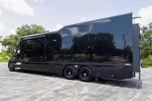 CLEAN 2023 S H o W H a u l e r Motorcoach Car Hauler oferta por tiempo limitado - Product Image 6
