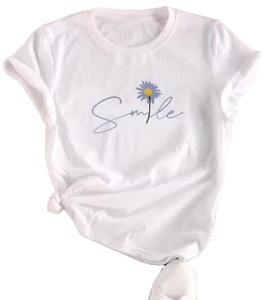 Camiseta informal de moda para mujer, camiseta gráfica con estampado de acuarela de amor, camiseta de verano con estampado dulce - Product Image 2