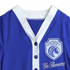 Cárdigan de punto con botones y logotipo bordado con cuello en V regular, suéteres de invierno personalizados para mujeres y hombres, apliques de hermandad griega de talla grande - Product Image 2