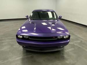 NEATLY USADO 2013 D-o-d-g-e Challenger R/T Classic RWD Dirección izquierda 50001-75000 Millas Euro IV Emisión - Product Image 3