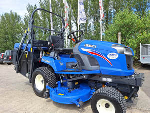 Tractor Compacto CHALLENGER de 10 HP con Tracción en las 4 Ruedas para Alta Productividad del Motor - Product Image 4