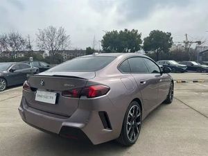 Entrega a domicilio para BMW Serie 2 225i Coupé de 4 puertas M Sport Night Package 5 plazas FWD Automático Izquierdo 1-25000 millas Euro 2021 - Product Image 6