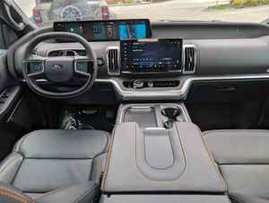 Offre Exceptionnelle 2025 : Ford Expedition 4x4 SUV, Moteur V6 3.5L EcoBoost Haute Performance Bi-Turbo - Product Image 6