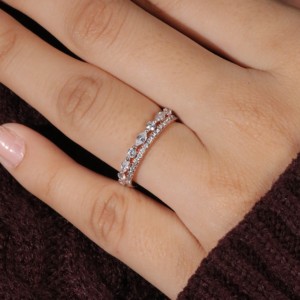 Banda de aniversario única para mujer, banda de boda de oro blanco ancho, banda de boda apilable de diamantes cultivados en laboratorio certificada por IGI, banda de boda - Product Image 5