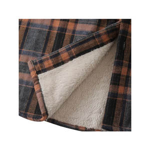 Camisa sólida de franela con botones de manga corta para hombre personalizada OEM 100% algodón liso teñido Logotipo de primavera cuello alto ajuste Regular - Product Image 5