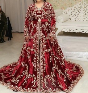 Robe CAFTAN NEWLY---DESIGN---BRIDAL de belle DABKA, perles de cristal, travail de pierre de verre pour tenue de fête/mariage @ 2022 - Product Image 1