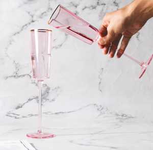 Flûtes en forme de cœur de rose de designer avec bordure dorée |   Verres à pied de luxe en plastique/acrylique |   Verres à Toast Haut de Gamme - Product Image 6