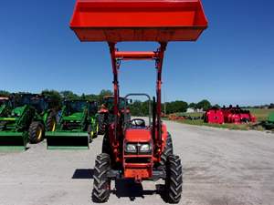 Tracteurs agricoles multifonctionnels Kubota M7040 Mini tracteur 4 cylindres diesel 4WD avec chargeur godet frontal - Product Image 3