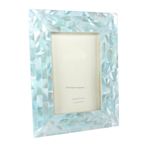 <b>White</b> Designer Mother of Pearl Photo <b>Frame</b> for Home and Office Tabletop Decor Picture <b>Frame</b> Resin Photo <b>Frame</b> - Product Image 3