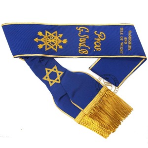 สายสะพายเครื่องราชกกุธภัณฑ์จากงานเย็บปักลายทำมือสายสะพาย1st องศาเป็นสีแดงเข้ม - Product Image 2