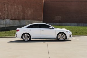 Audi S3 Prestige 2023, berline compacte de luxe, voiture de sport, occasion exceptionnelle - Product Image 5