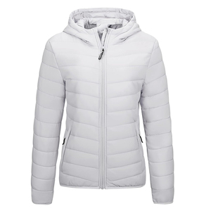 Dernier design OEM, veste matelassée en toile respirante imprimée pour femme, de haute qualité, avec rembourrage 100 % polyester, options personnalisées - Product Image 1