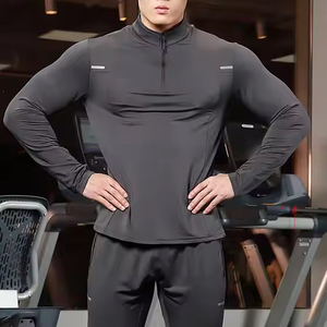 ชุดออกกำลังกายผ้าประสิทธิภาพสูงสำหรับผู้ชายที่ดูทันสมัยเหมาะสำหรับการเดินป่าออกกำลังกายหรือสวมใส่อเนกประสงค์ - Product Image 4