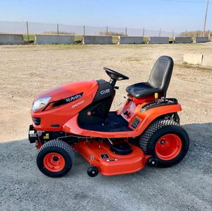 Cortacésped de grado industrial Kubota 125cc. - Product Image 2