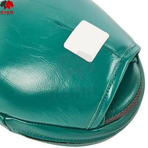 Ryan แผ่นฝึกมวยหนัง PU สำหรับมืออาชีพ, เป้าล่อชกมวยคุณภาพสูงระบายอากาศได้ดีเป็นมิตรต่อสิ่งแวดล้อมดีไซน์สำหรับการชกมวย - Product Image 5