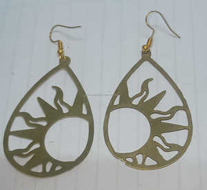 2024 boucles d'oreilles peintes en goutte de haute qualité Style pour les femmes artisanat nouveautés boucles d'oreilles en bois de conception unique - Product Image 2